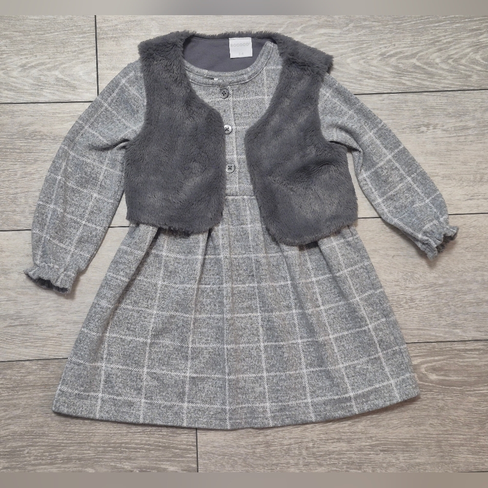 Like New Rococo Gray Plaid Dress with Removable Faux Fur Vest